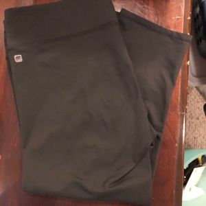 Fabletics grey cropped leggings